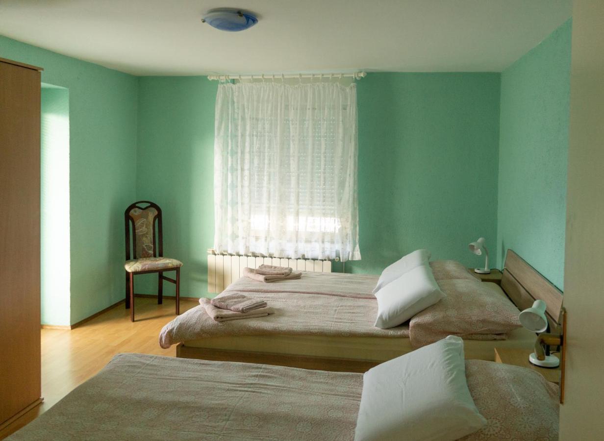 Apartment Pri Bricu Кобарід Екстер'єр фото